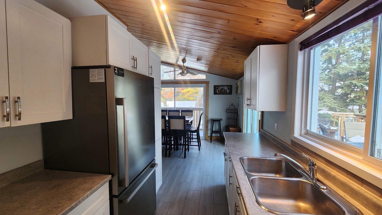 Photo of Kitchen in Grand Bend