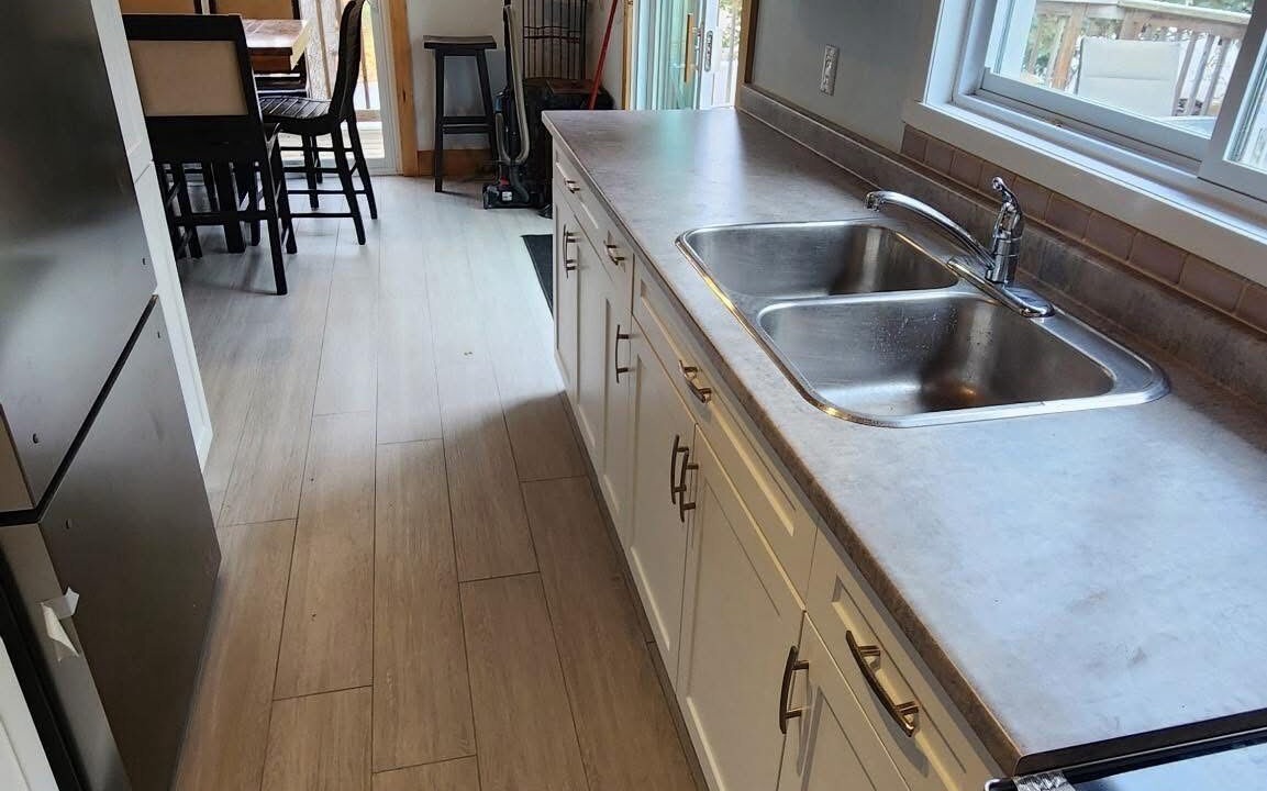 Photo of Kitchen in Grand Bend