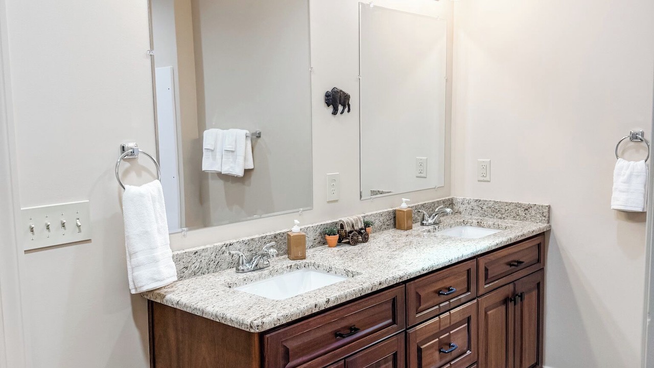 Photo of Bathroom in Woodlawn