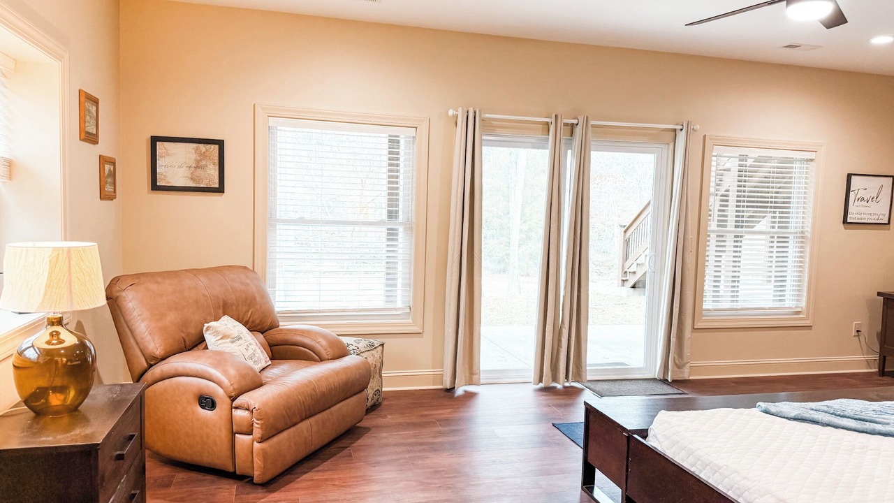 Photo of Bedroom in Woodlawn