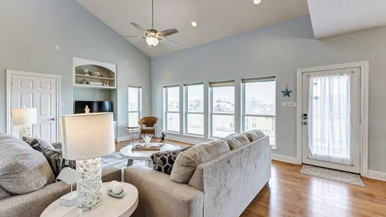 Photo of Bedroom in Indian Beach