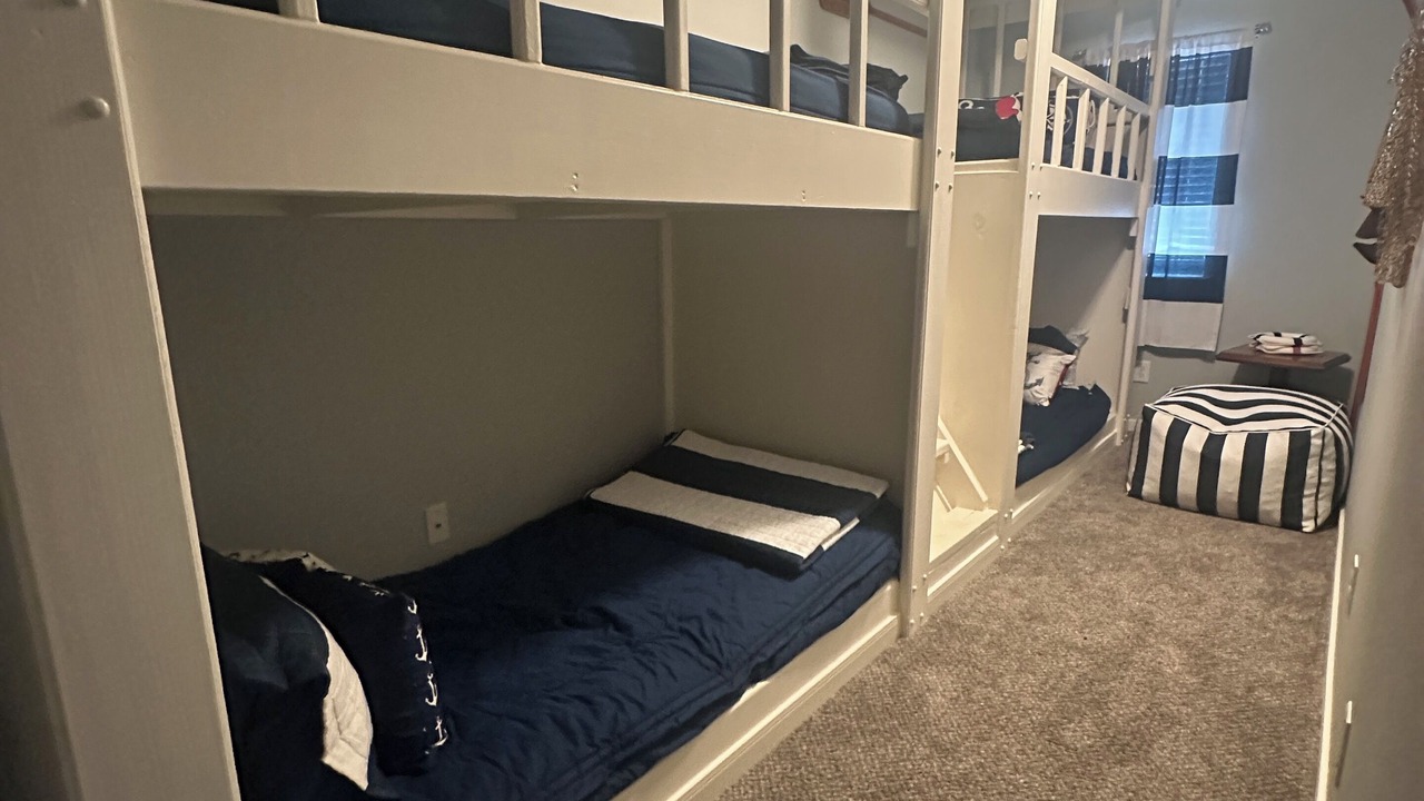 Photo of Bedroom in West Livingston