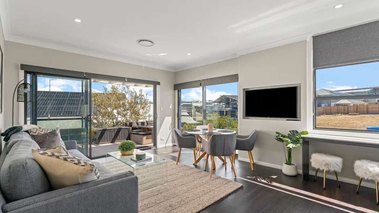 Photo of Livingroom in Catherine Hill Bay