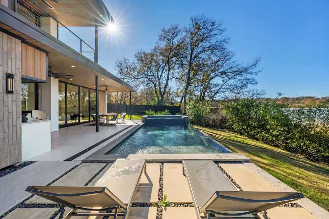 Photo of Outdoor in Barton Hills