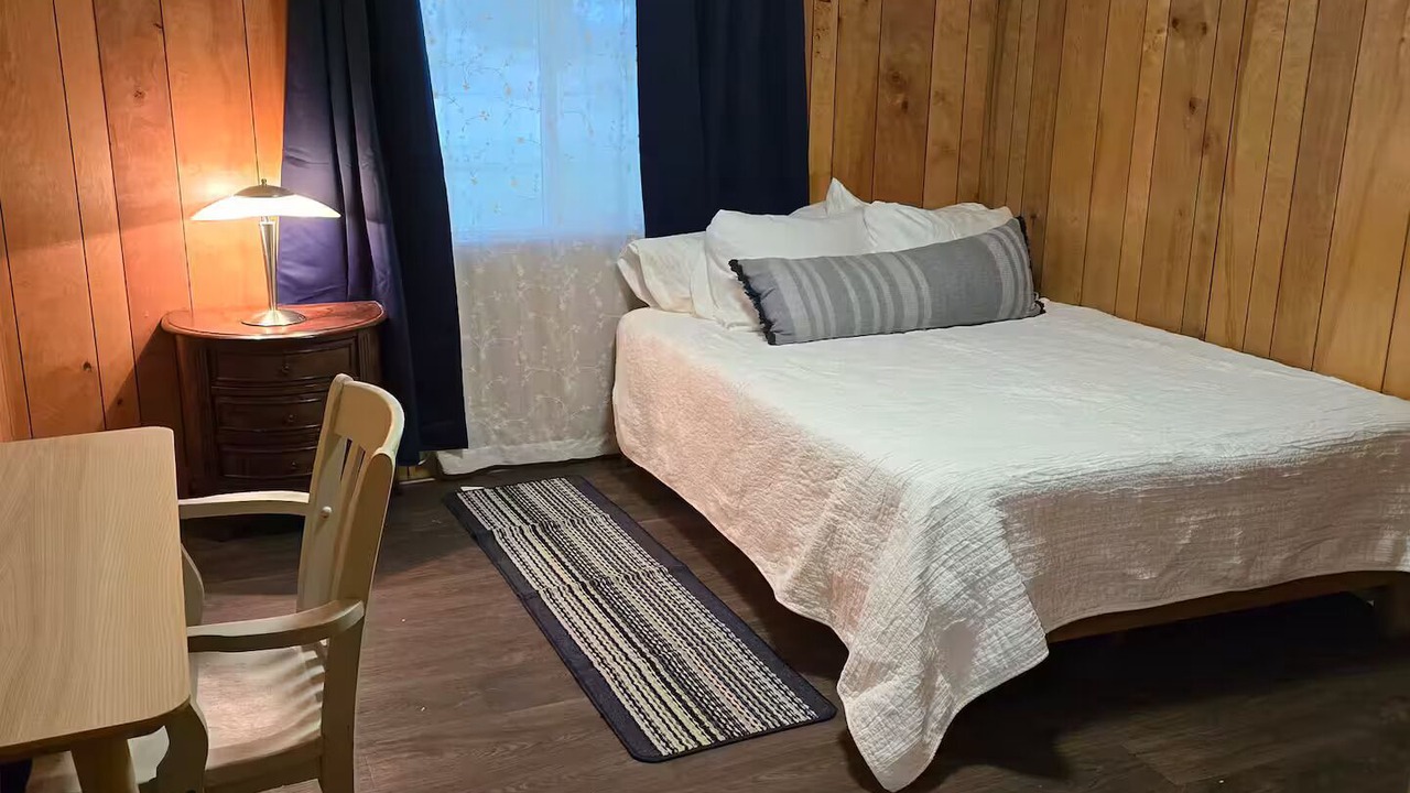 Photo of Bedroom in Boardman