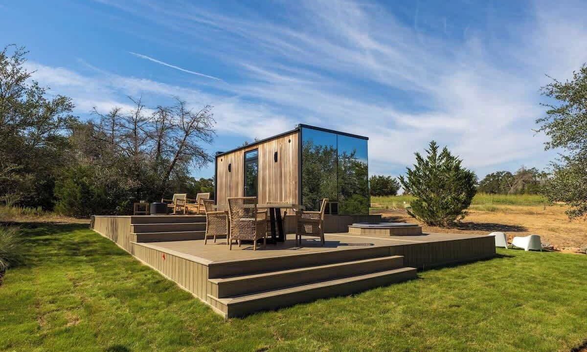 Photo of Outdoor in Round Top