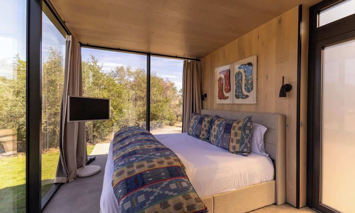 Photo of Bedroom in Round Top