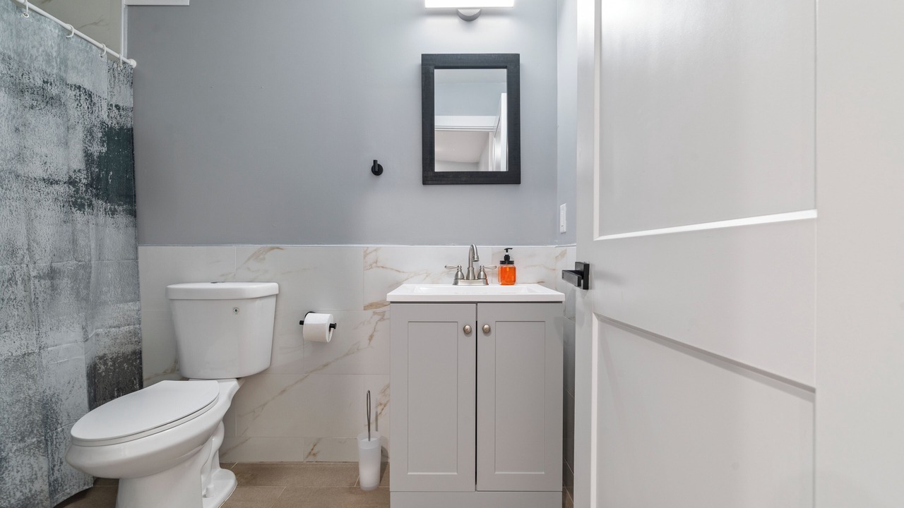 Photo of Bathroom in Mantua