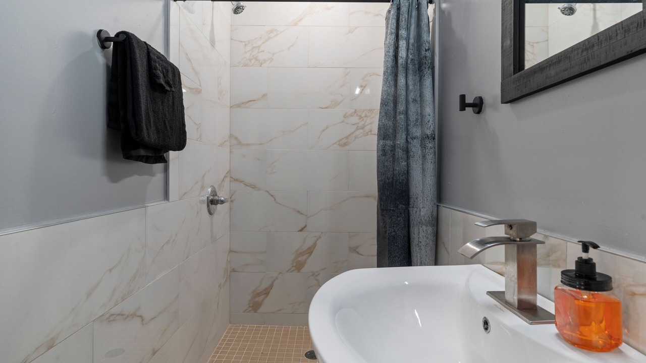 Photo of Bathroom in Mantua