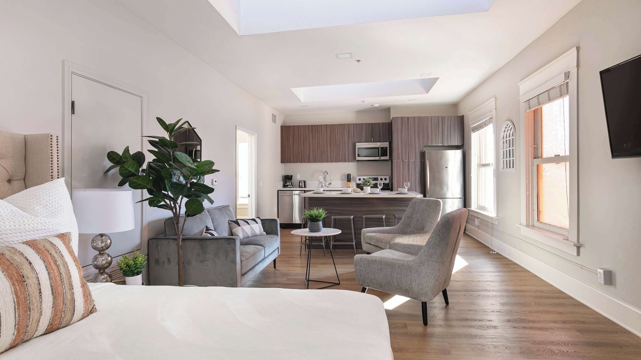 Photo of Bedroom in Gaslamp Quarter