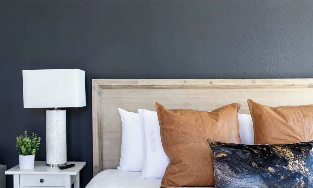 Photo of Bedroom in Gaslamp Quarter