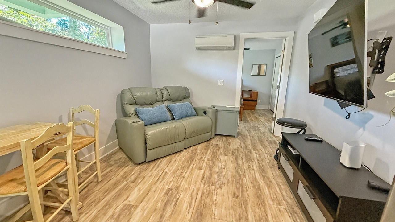 Photo of Livingroom in American Beach