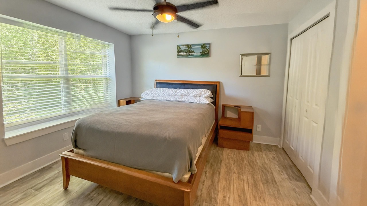 Photo of Bedroom in American Beach