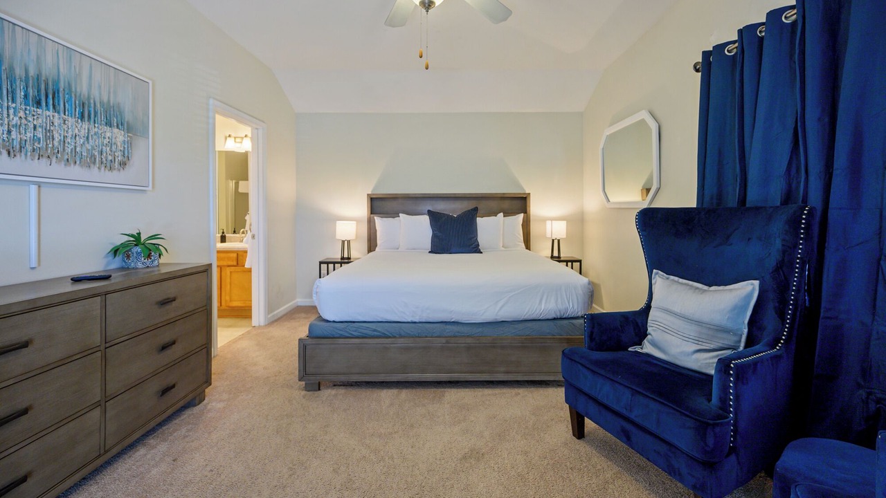 Photo of Bedroom in Acworth