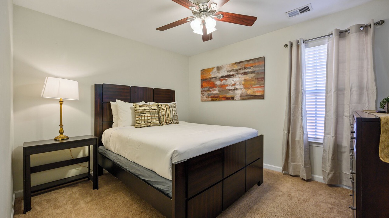 Photo of Bedroom in Acworth