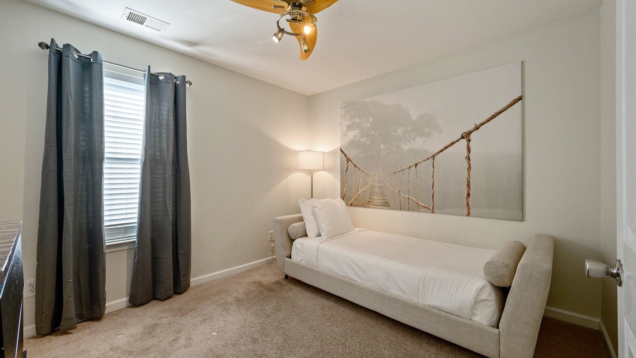 Photo of Bedroom in Acworth