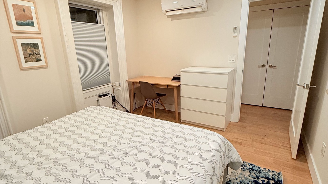 Photo of Bedroom in Harsimus Cove