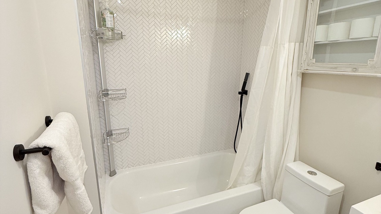 Photo of Bathroom in Harsimus Cove