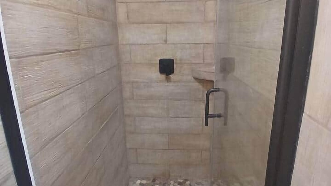 Photo of Bathroom in Plantersville