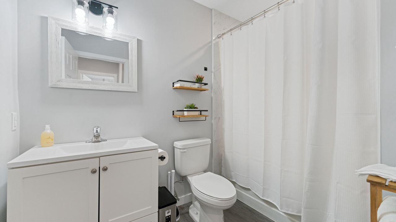 Photo of Bathroom in Welland
