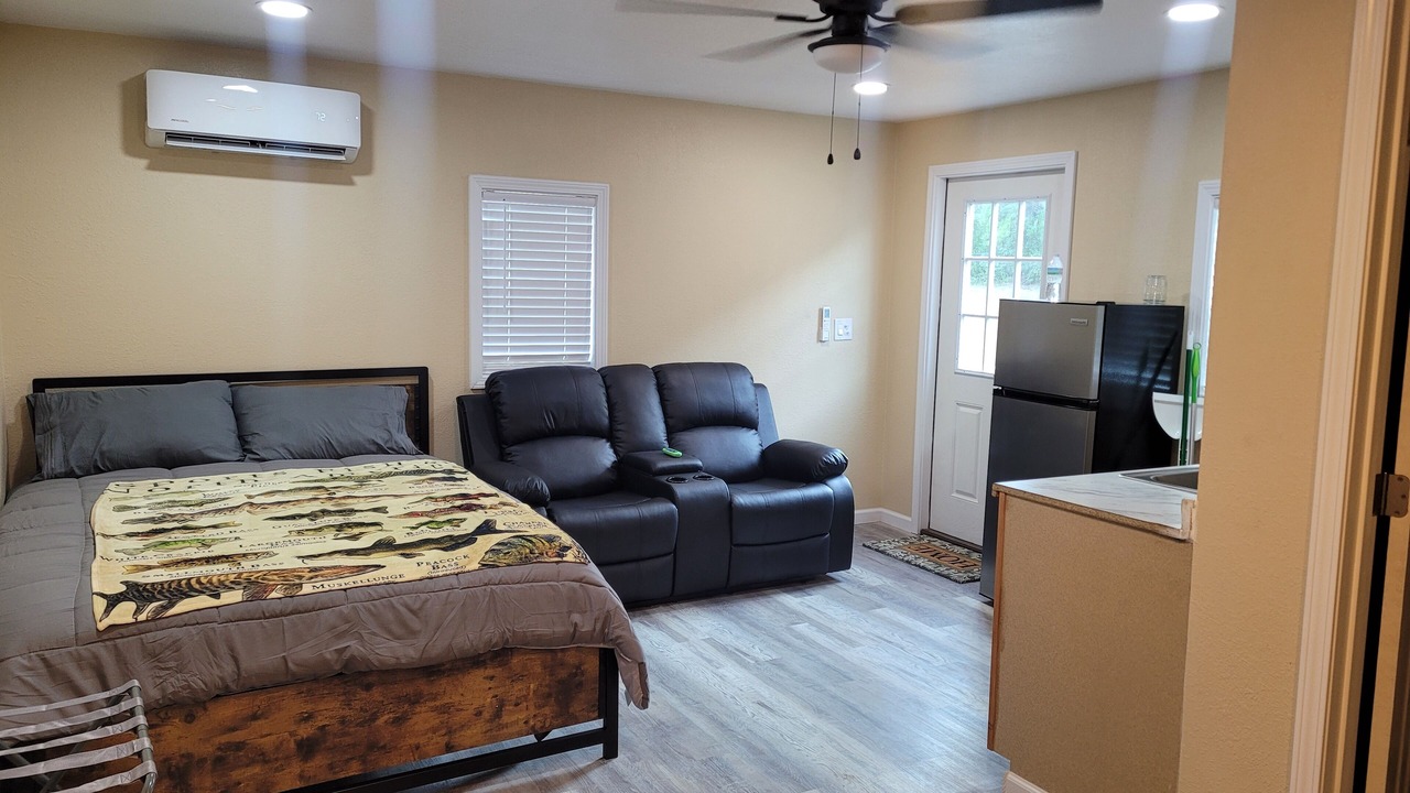 Photo of Bedroom in Broaddus