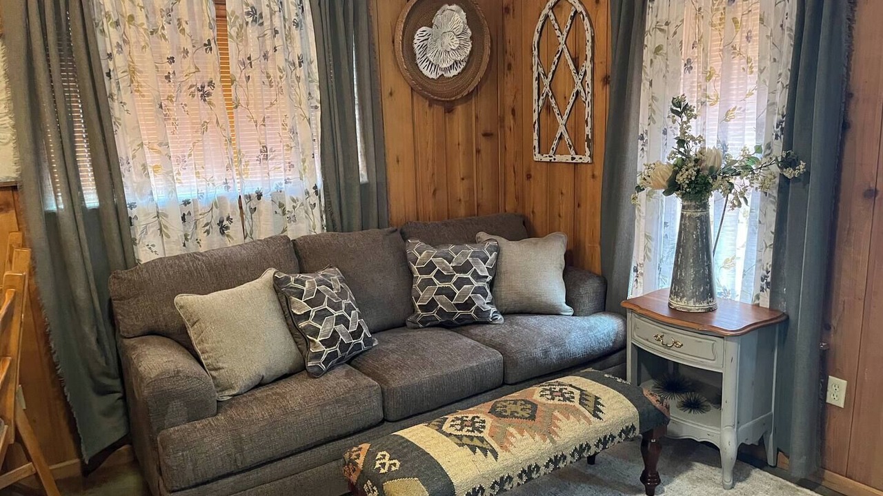 Photo of Livingroom in South Side