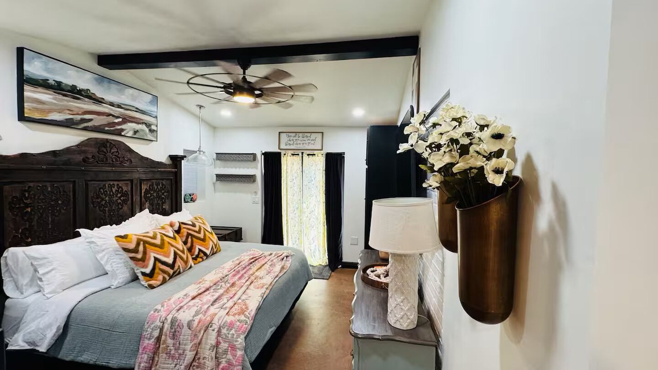 Photo of Bedroom in South Side