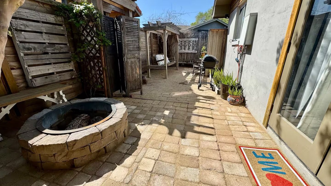 Photo of Patio Balcony in South Side