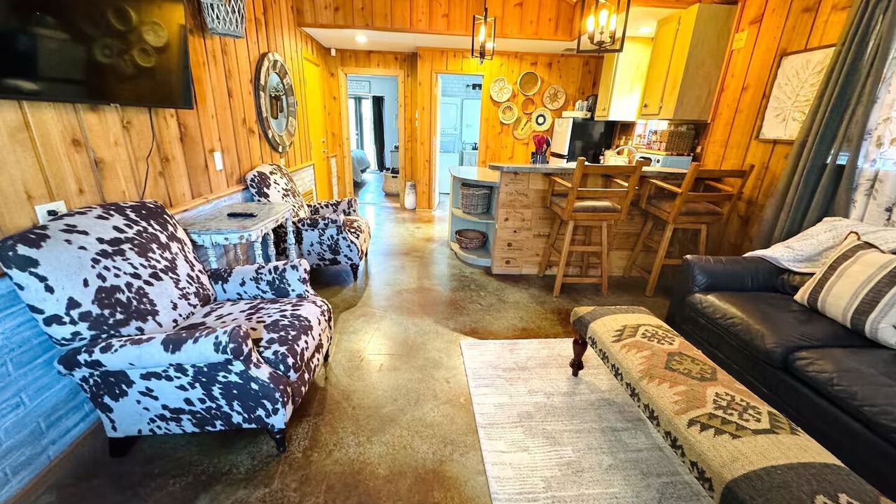 Photo of Livingroom in South Side