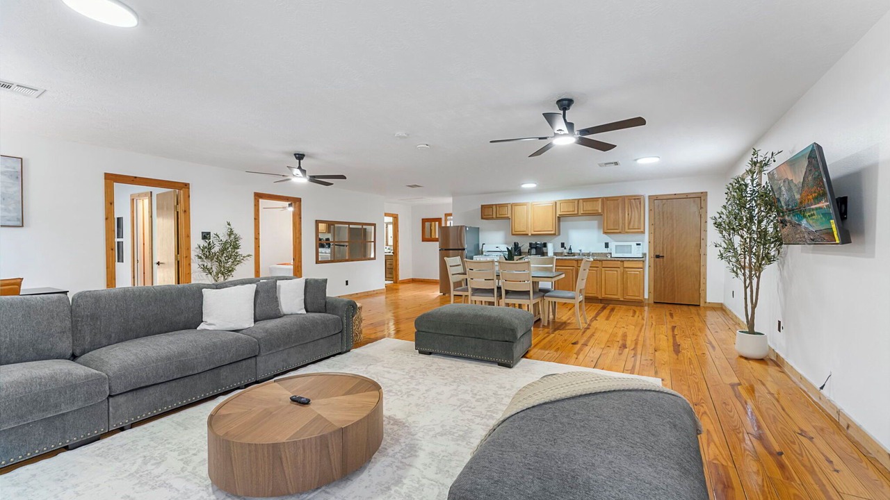 Photo of Livingroom in Willis