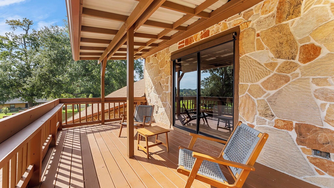 Photo of Patio Balcony in Willis