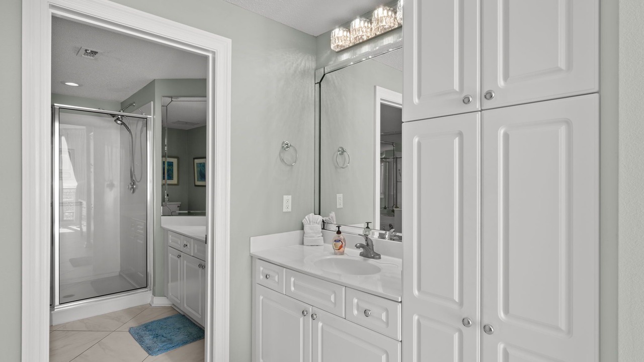 Photo of Bathroom in Navarre Beach