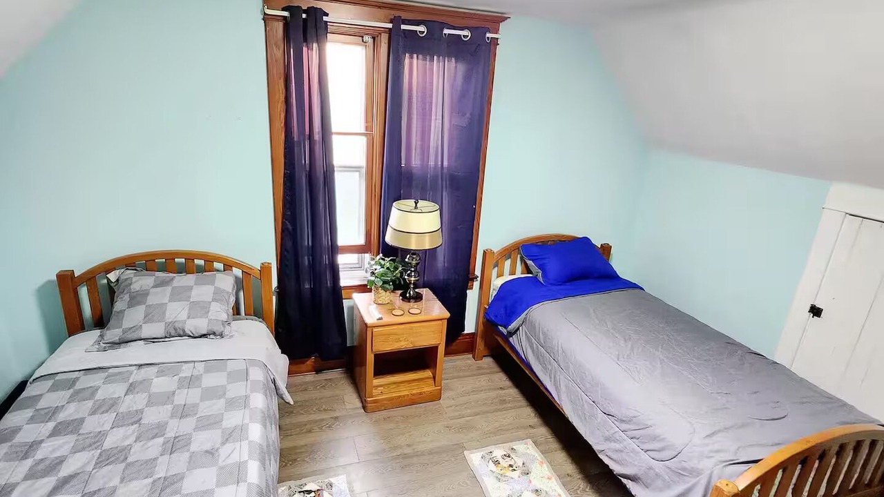 Photo of Bedroom in Elgin