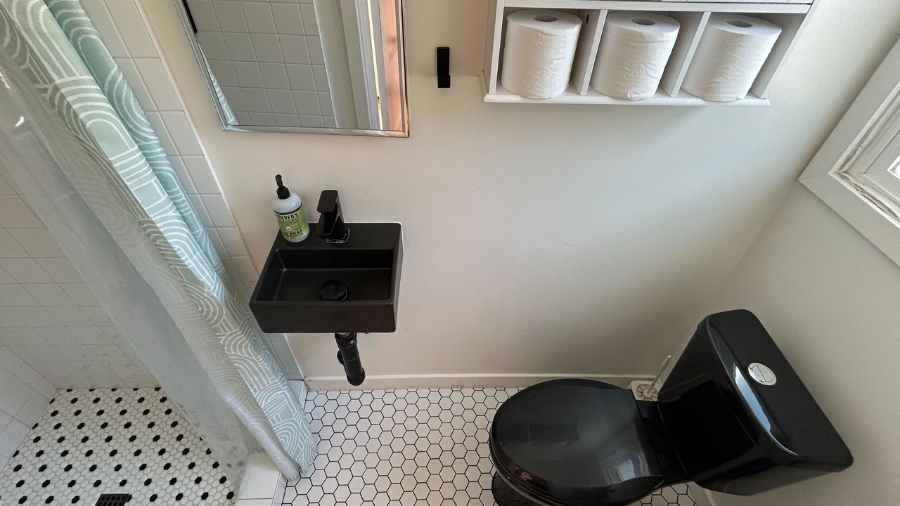 Photo of Bathroom in Townsite