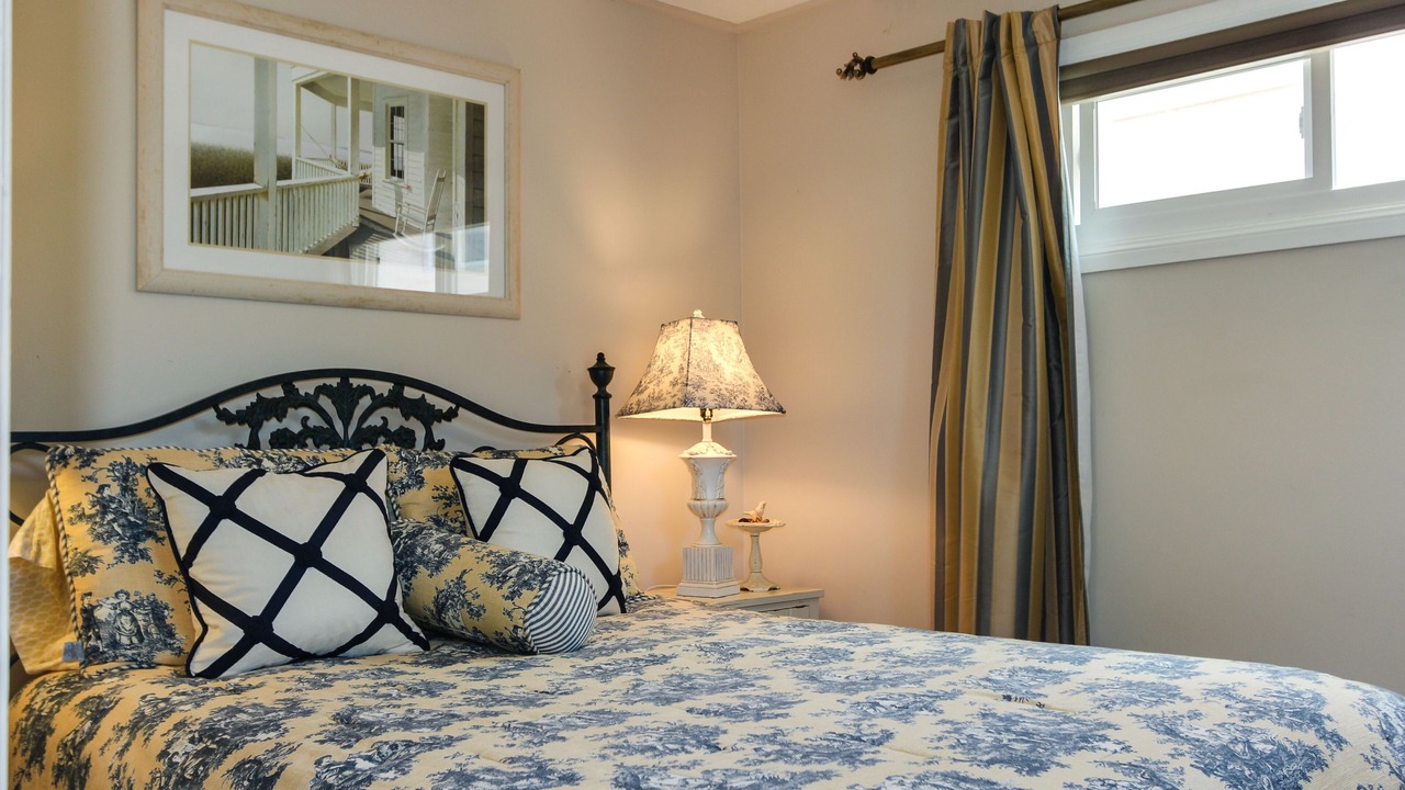 Photo of Bedroom in Beach Barber Tract
