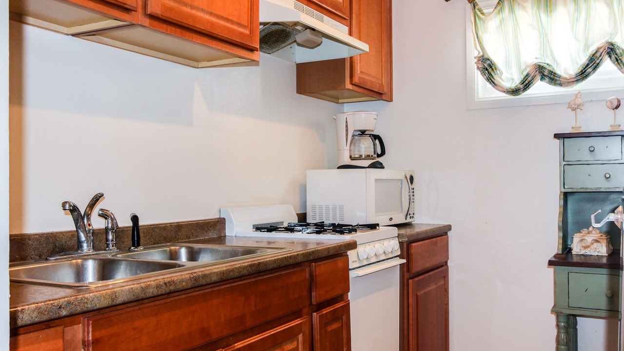 Photo of Kitchen in Beach Barber Tract