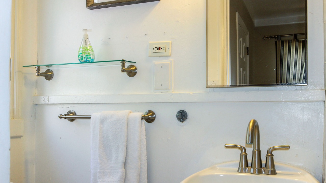Photo of Bathroom in Beach Barber Tract