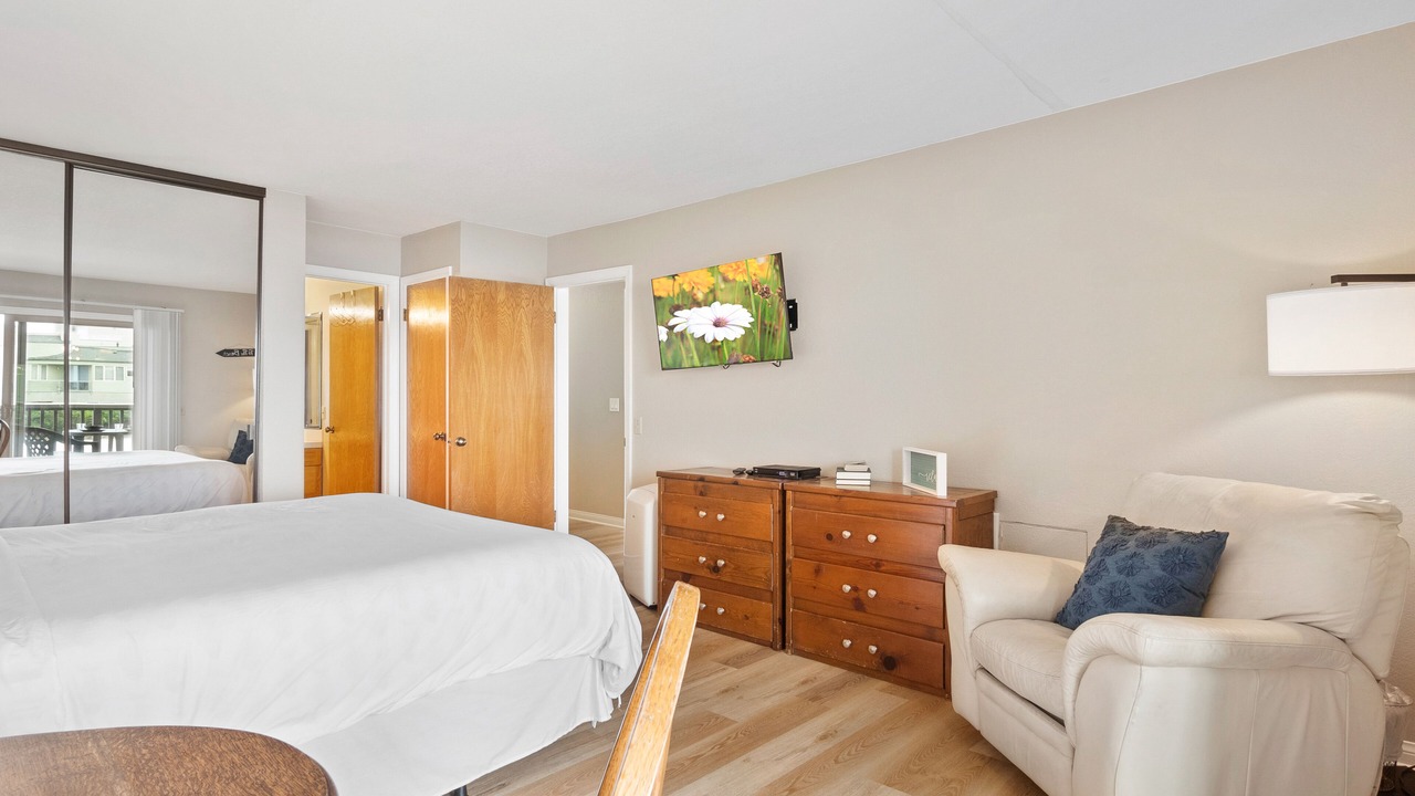 Photo of Bedroom in South Oceanside