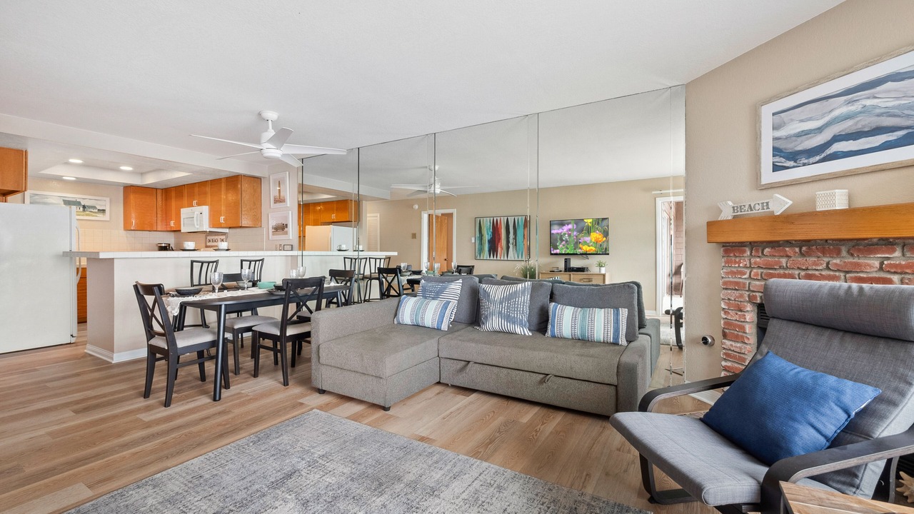 Photo of Livingroom in South Oceanside