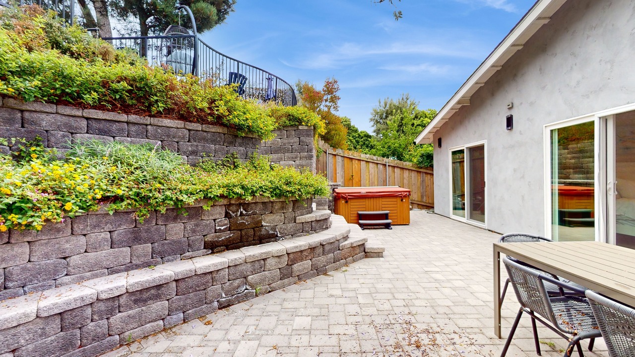 Photo of Outdoor in La Jolla Mesa