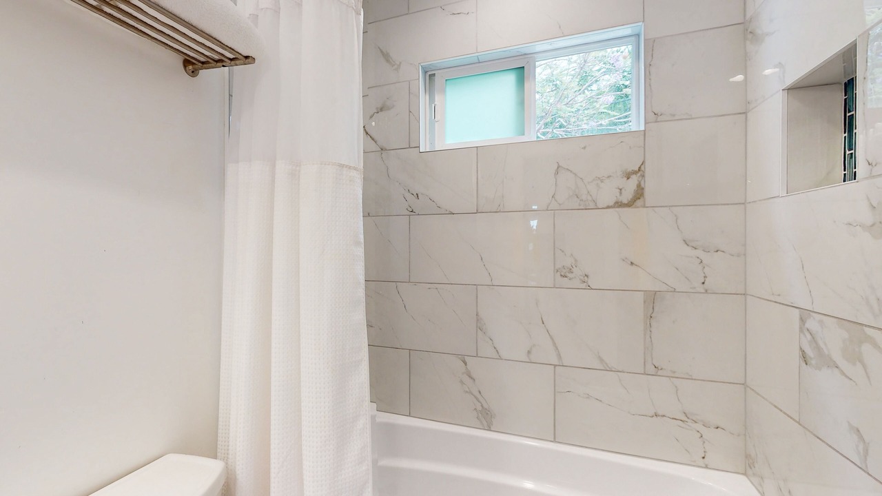 Photo of Bathroom in La Jolla Mesa