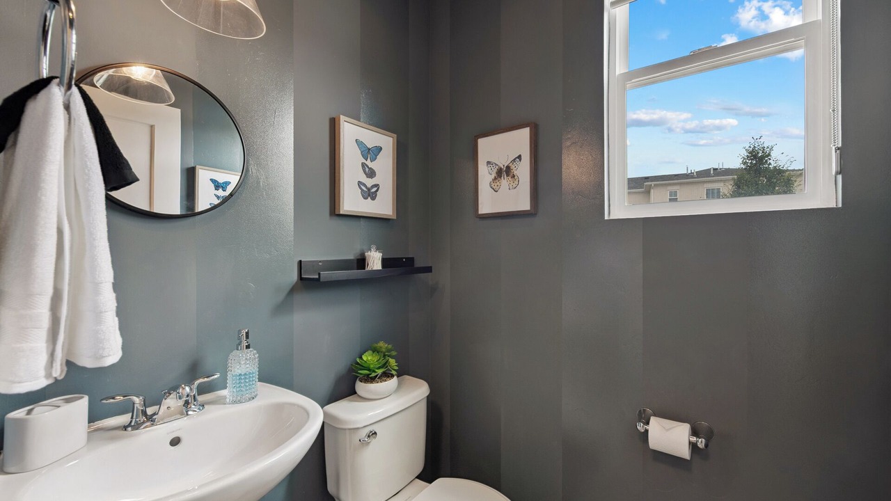 Photo of Bathroom in Daybreak