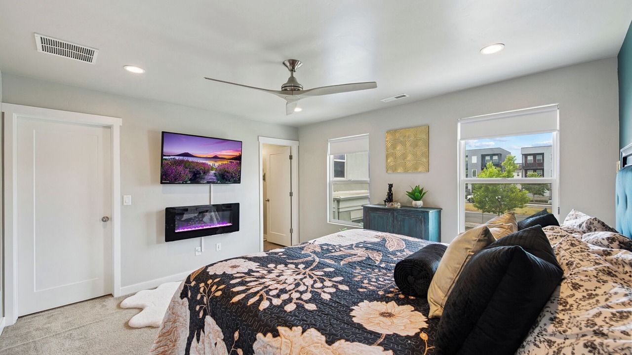 Photo of Bedroom in Daybreak