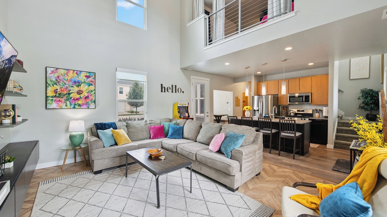 Photo of Livingroom in Daybreak