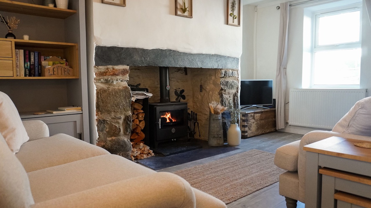 Photo of Livingroom in Newborough