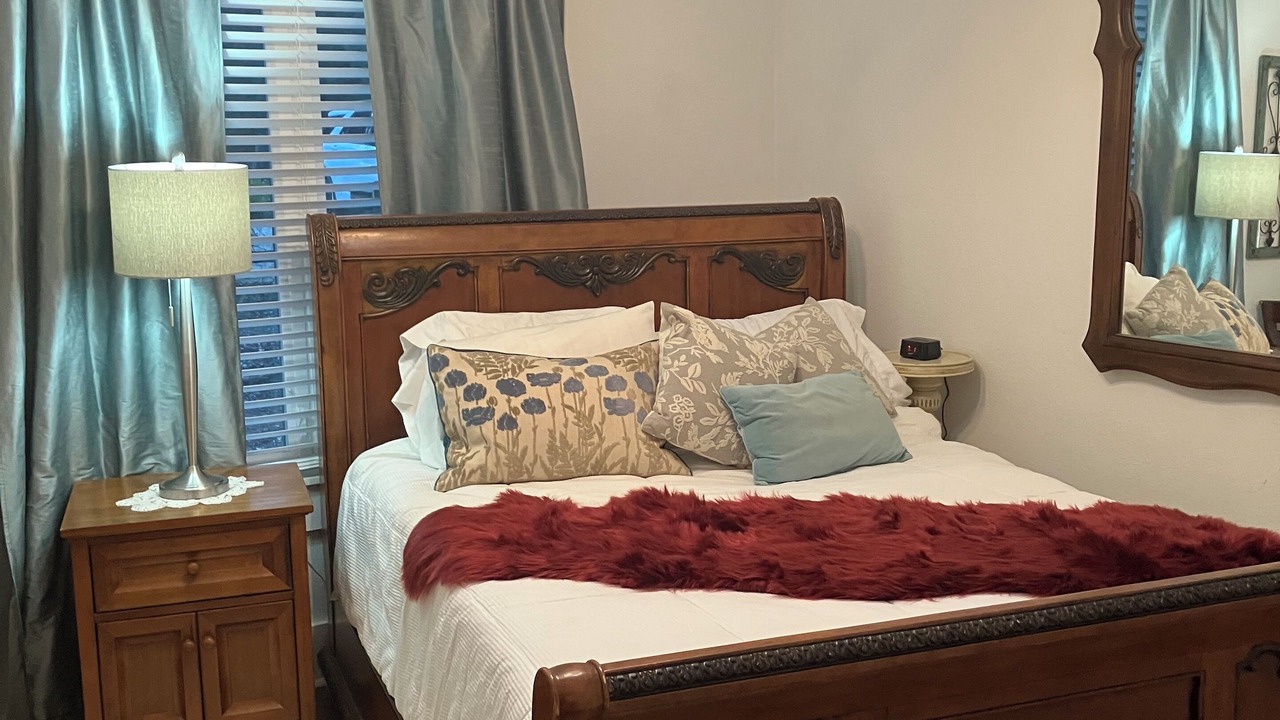 Photo of Bedroom in Caldwell