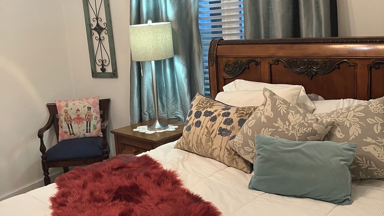 Photo of Bedroom in Caldwell