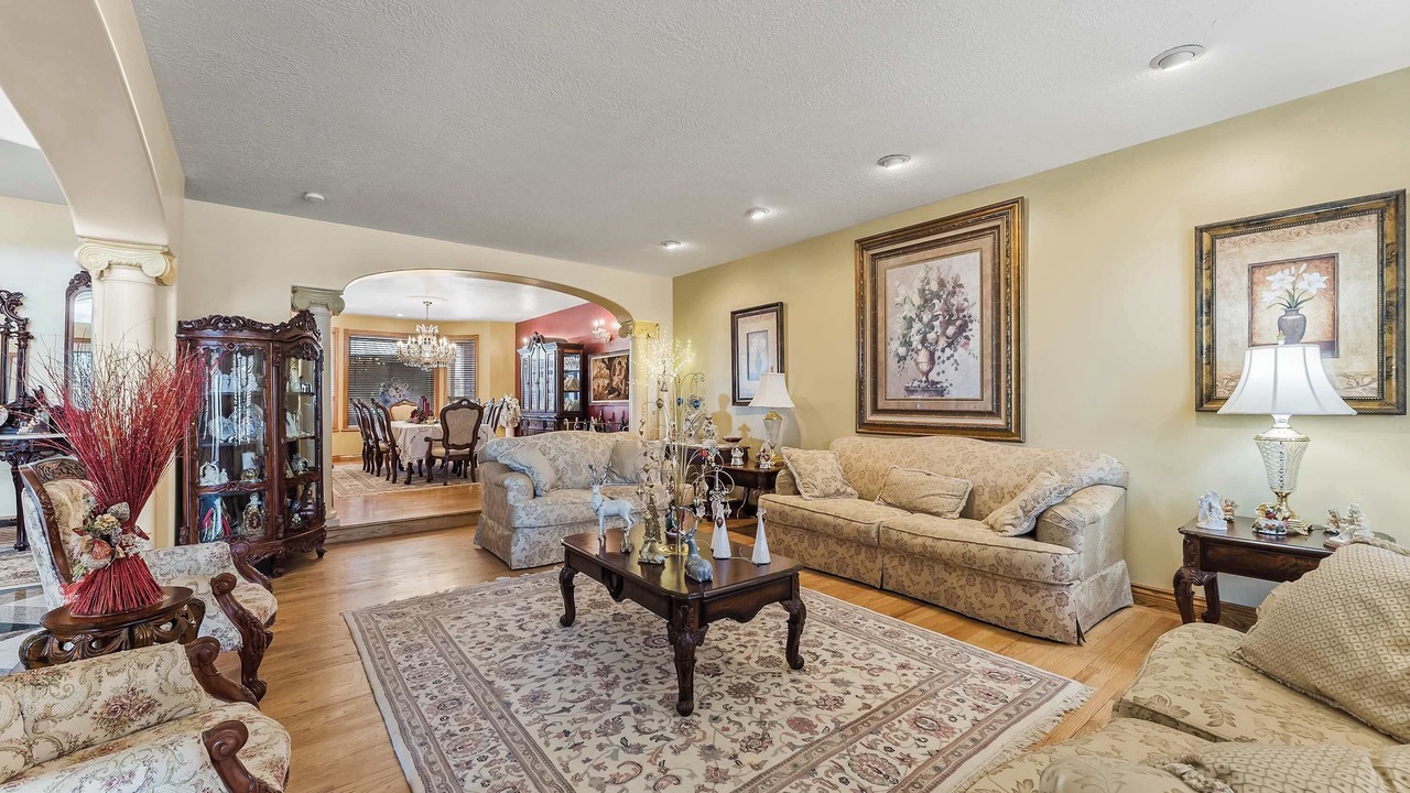 Photo of Livingroom in Layton