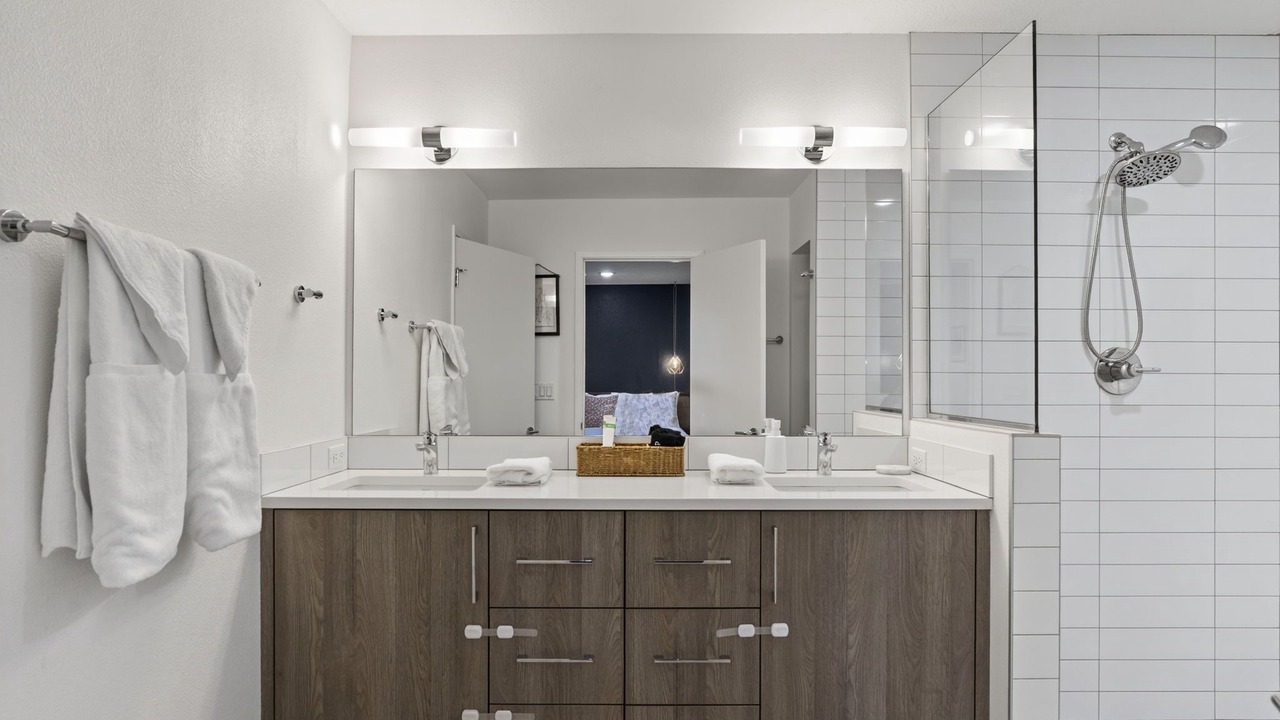 Photo of Bathroom in West Hills