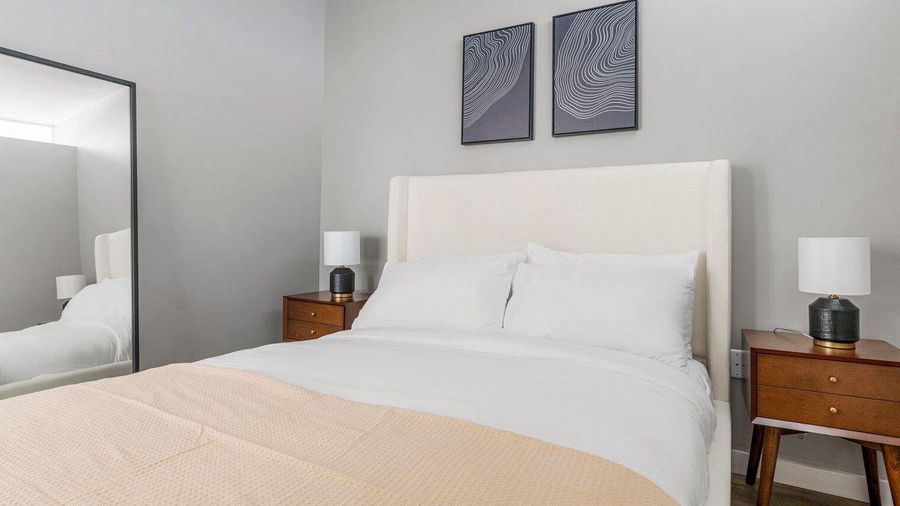 Photo of Bedroom in Central Square